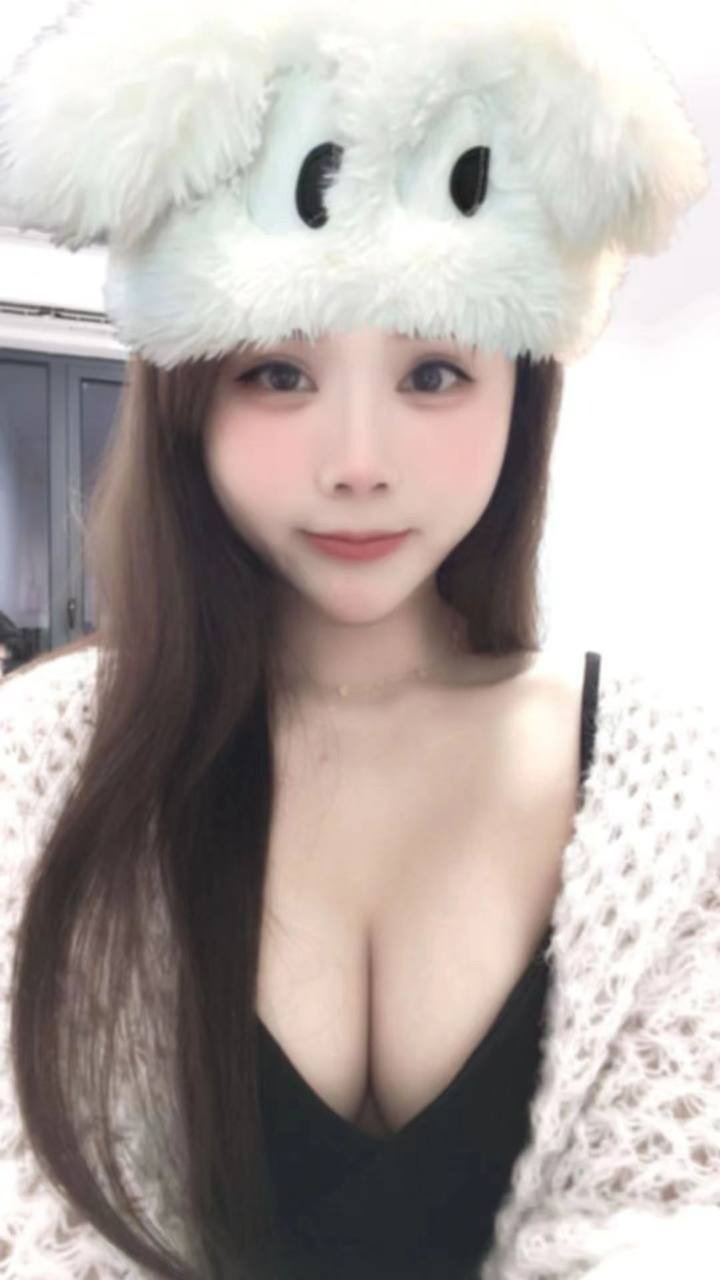 6a01c8651bb4f12c63e43ead0e9933db.jpg